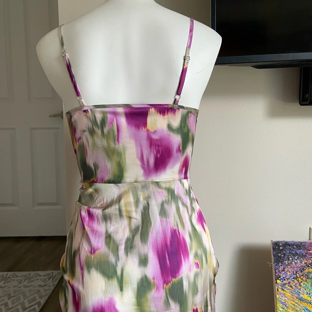 Illusion Ruched Midi Dress - Picture 8 of 8